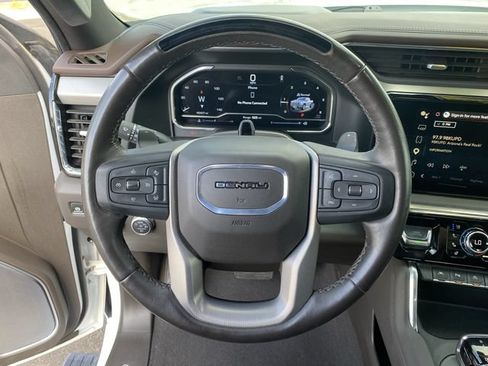 Used 2024 GMC Sierra 1500 Denali RWD image 27