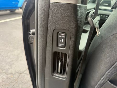 Used 2024 Honda Odyssey Elite image 30