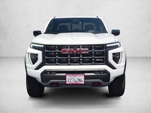 Used 2026 GMC Canyon AT4 w/ Technology Plus Package AWD/4WD image 2