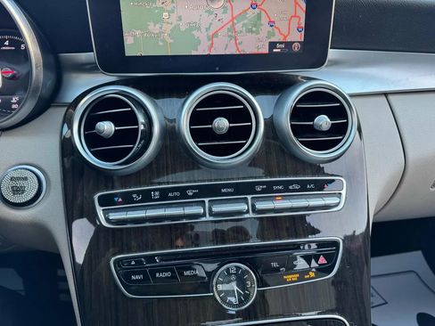 Used 2017 Mercedes-Benz C 300 Sedan w/ Parking Assist Package image 28