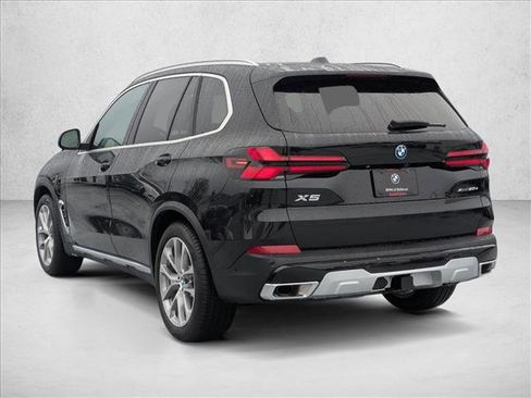 New 2026 BMW X5 xDrive50e image 8