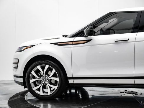 Used 2023 Land Rover Range Rover Evoque R-Dynamic S image 5