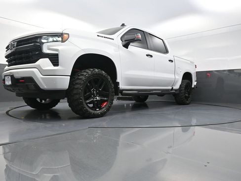 Used 2024 Chevrolet Silverado 1500 RST w/ Redline Edition AWD/4WD image 26