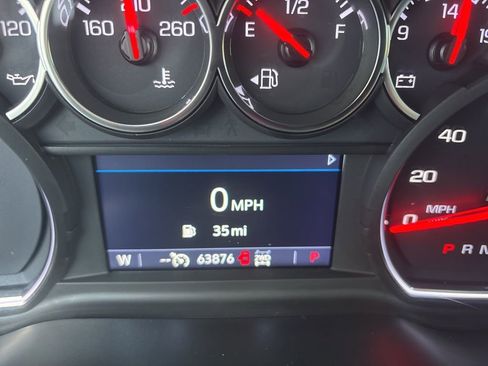 Used 2020 Chevrolet Silverado 1500 LT w/ All-Star Edition image 12