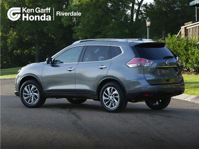Used 2015 Nissan Rogue SV
