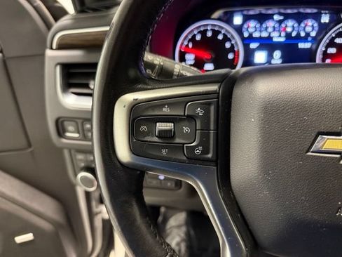 Used 2021 Chevrolet Tahoe Premier w/ Premium Package AWD/4WD image 16