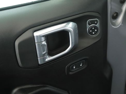 Used 2021 Jeep Wrangler Unlimited Sport AWD/4WD image 6