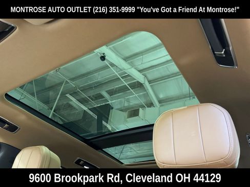 Used 2022 Land Rover Range Rover Long Wheelbase SE image 30