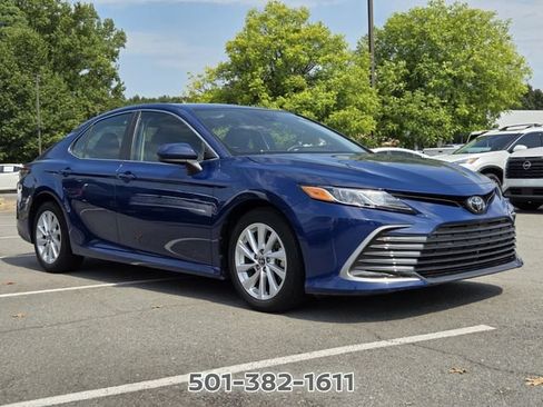 Used 2024 Toyota Camry LE FWD image 3