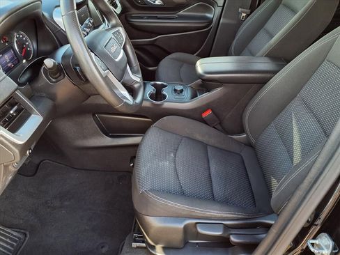 Certified 2023 GMC Terrain SLE image 5