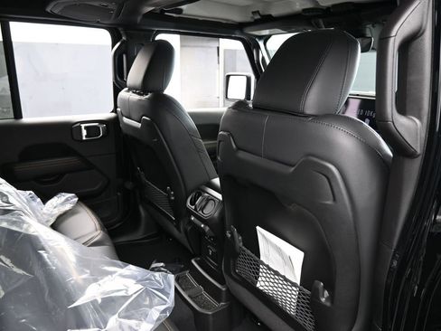New 2026 Jeep Wrangler Sahara image 39
