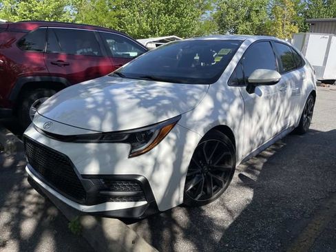 Used 2020 Toyota Corolla SE FWD image 1