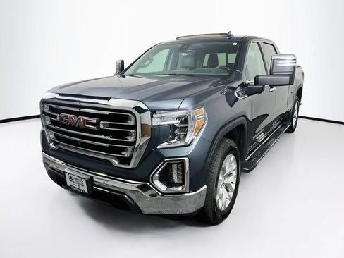 Used 2022 GMC Sierra 1500 SLT w/ SLT Premium Plus Package AWD/4WD image 3