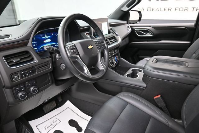 Used 2023 Chevrolet Tahoe LT w/ Luxury Package AWD/4WD image 19