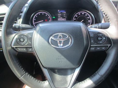Used 2024 Toyota Camry SE w/ Convenience Package FWD image 8