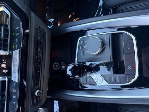 Used 2025 BMW Z4 sDrive30i w/ Premium Package image 19