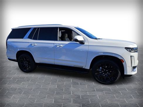 Used 2021 Cadillac Escalade Premium Luxury w/ LPO, Radiant Package image 3