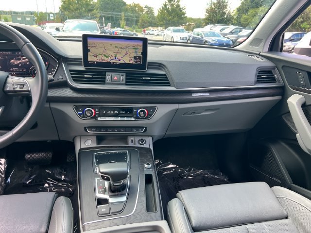 Used 2019 Audi Q5 Prestige w/ Prestige Package AWD/4WD image 14