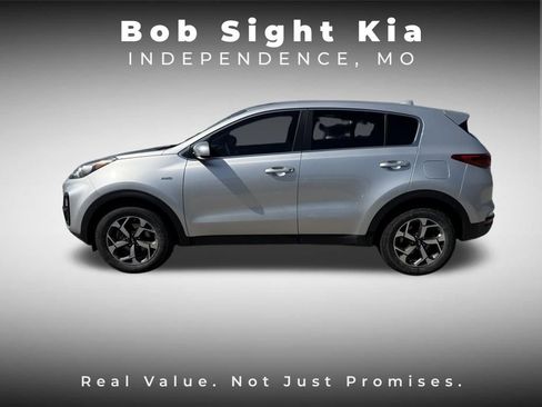Certified 2020 Kia Sportage LX image 5