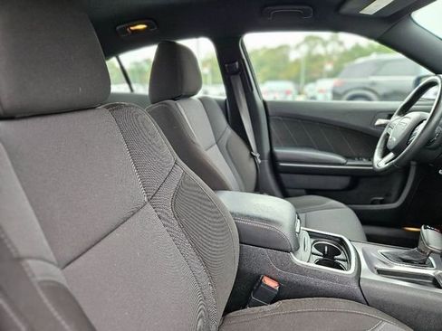 Used 2021 Dodge Charger SXT image 13
