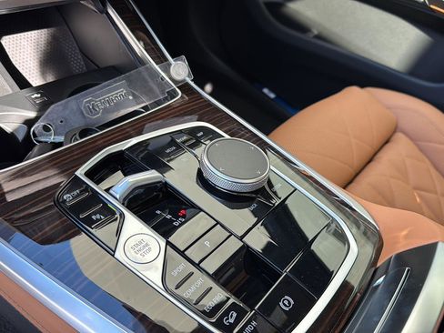 New 2026 BMW X5 xDrive40i w/ Climate Comfort Package image 24