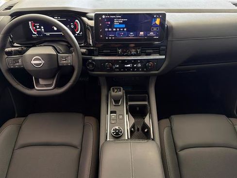 New 2026 Nissan Pathfinder SL w/ SL Premium Package AWD/4WD image 14