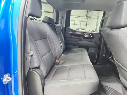 Used 2023 Chevrolet Silverado 1500 RST AWD/4WD image 38