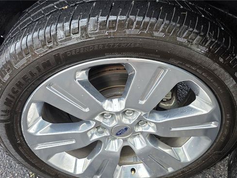 Used 2016 Ford F150 Limited AWD/4WD image 9