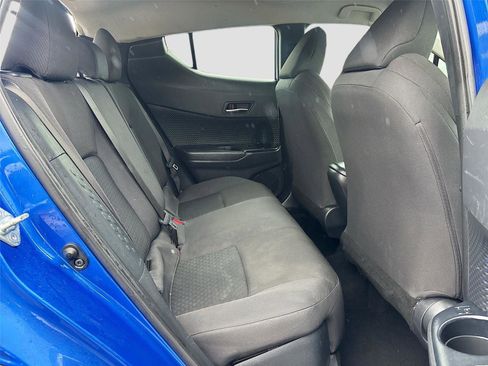 Used 2020 Toyota C-HR LE image 26