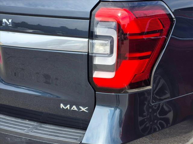 Used 2022 Ford Expedition Max Platinum AWD/4WD image 11
