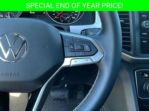 Used 2021 Volkswagen Atlas Cross Sport SE image 12