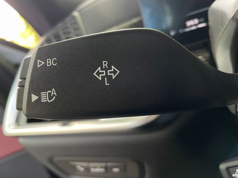 Used 2026 BMW X6 M60i image 34