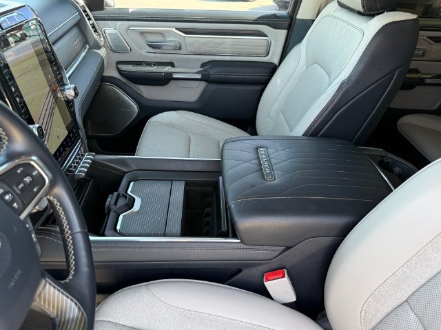 Used 2023 RAM 1500 Limited AWD/4WD image 12