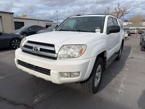 Used 2005 Toyota 4Runner Limited image 3