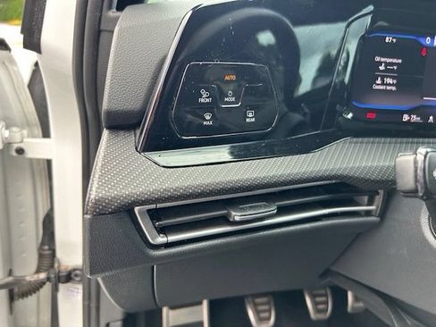 Used 2022 Volkswagen Golf R AWD/4WD image 23
