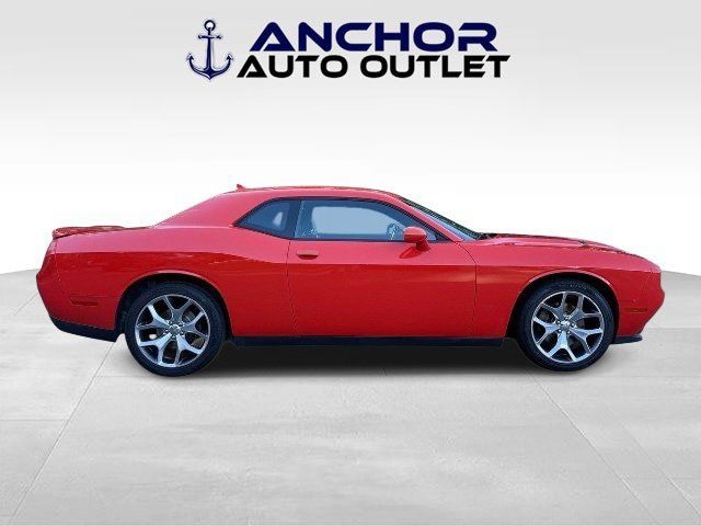 Used 2016 Dodge Challenger SXT Plus RWD image 9