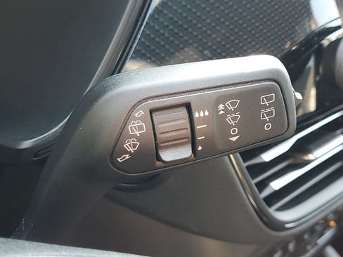 Used 2024 Ford Escape ST-Line FWD image 17