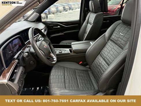 Used 2024 Cadillac Escalade Sport Platinum image 35