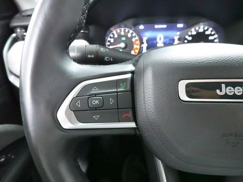 Used 2022 Jeep Compass Latitude AWD/4WD image 12