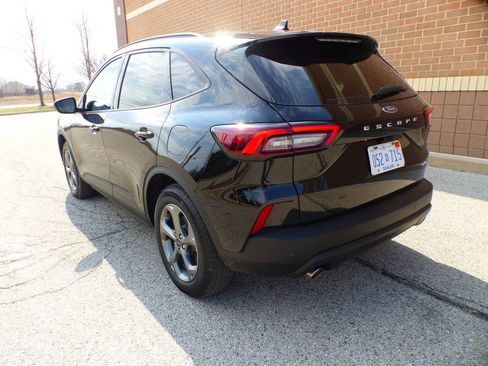 Used 2025 Ford Escape ST-Line w/ Tech Pack #1 AWD/4WD image 7
