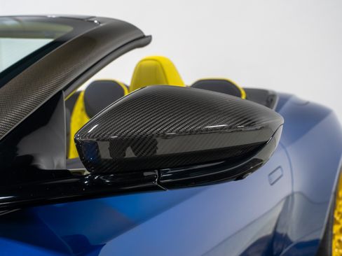 Used 2023 Aston Martin DBS Superleggera Volante RWD image 23