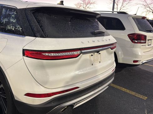 Used 2023 Lincoln Corsair Reserve image 9