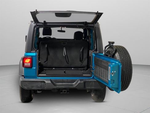 Used 2020 Jeep Wrangler Sport AWD/4WD image 9
