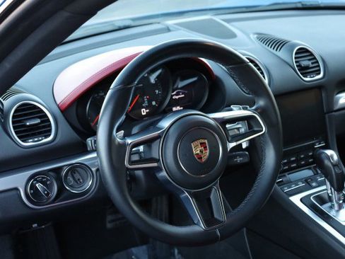 Used 2017 Porsche 718 Cayman image 23