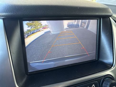 Used 2015 Chevrolet Suburban LTZ AWD/4WD image 15