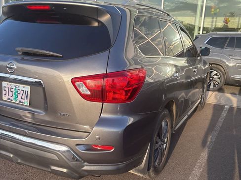 Used 2020 Nissan Pathfinder S AWD/4WD image 4