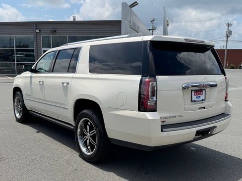 Used 2015 GMC Yukon XL Denali w/ Premium Package AWD/4WD image 7