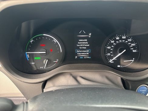 Used 2024 Toyota Sienna LE image 16