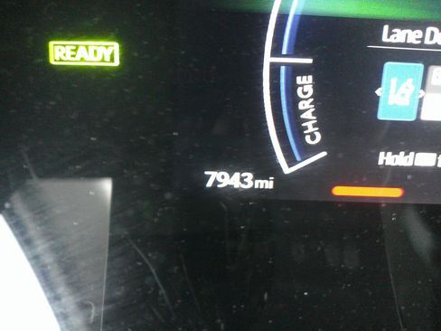 Used 2025 Toyota Camry LE image 23