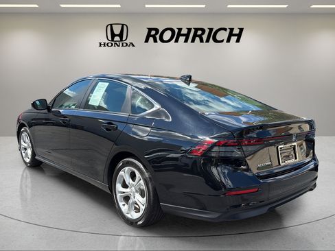 Used 2023 Honda Accord LX image 8